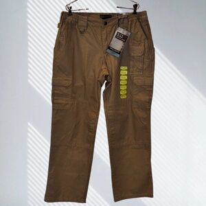 Women's 5.11 Tactical Series sz 16 NWT sz 16 Regular Khaki‎